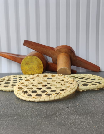 IDIYAPPAM ACHU+PLATE